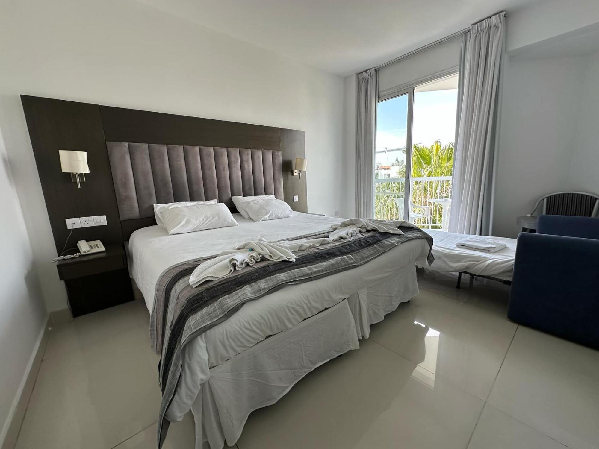 Napa Jay Hotel Ayia Napa Exterior foto